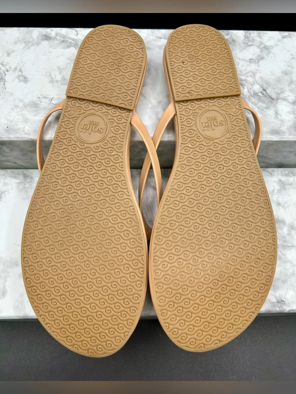 SOLEI SEA Valentina Flower Sandals in The Tan and Black. US size 11. EU size 42